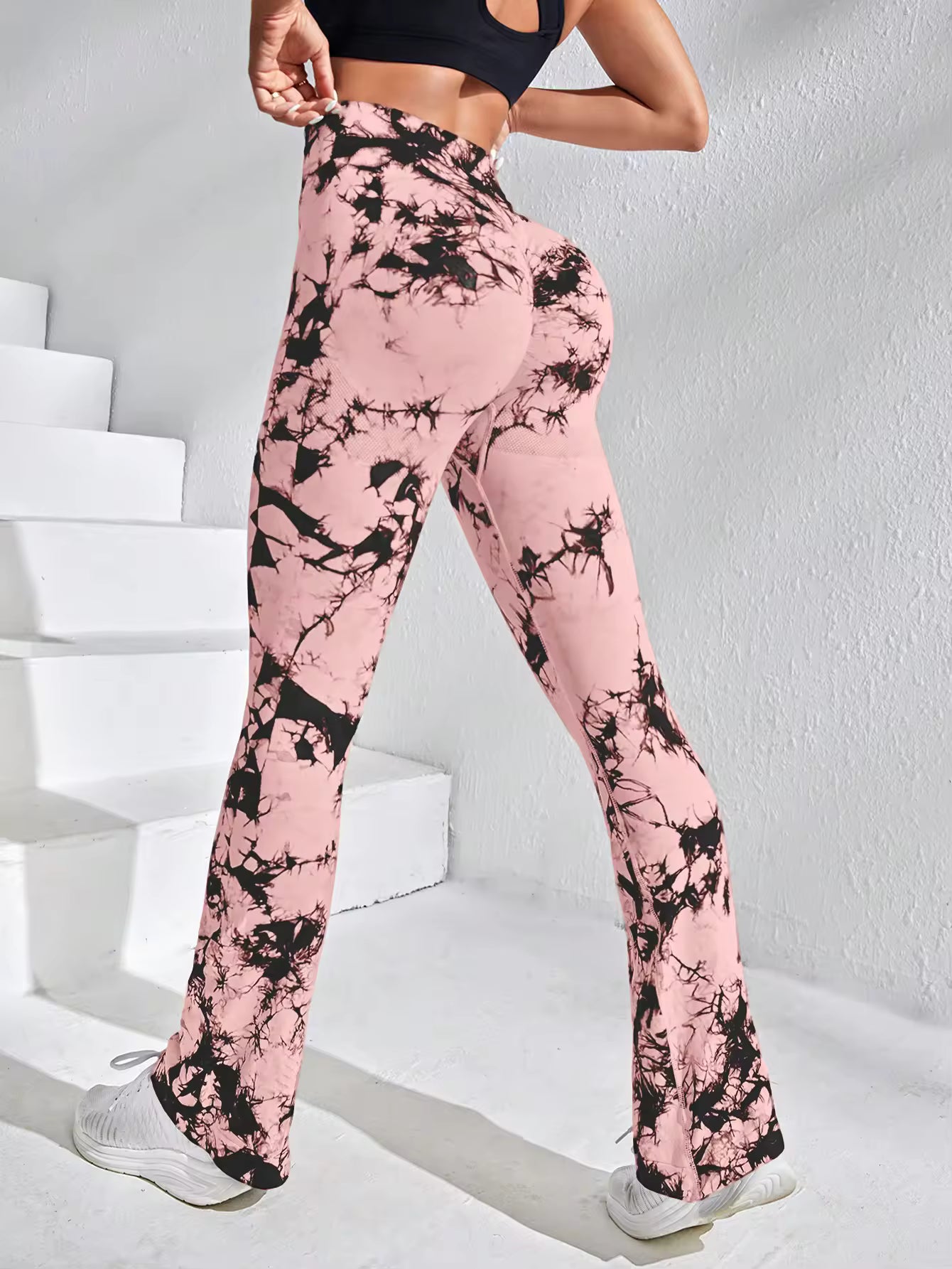 AuraFlow Seamless Tie-Dye Flare Leggings